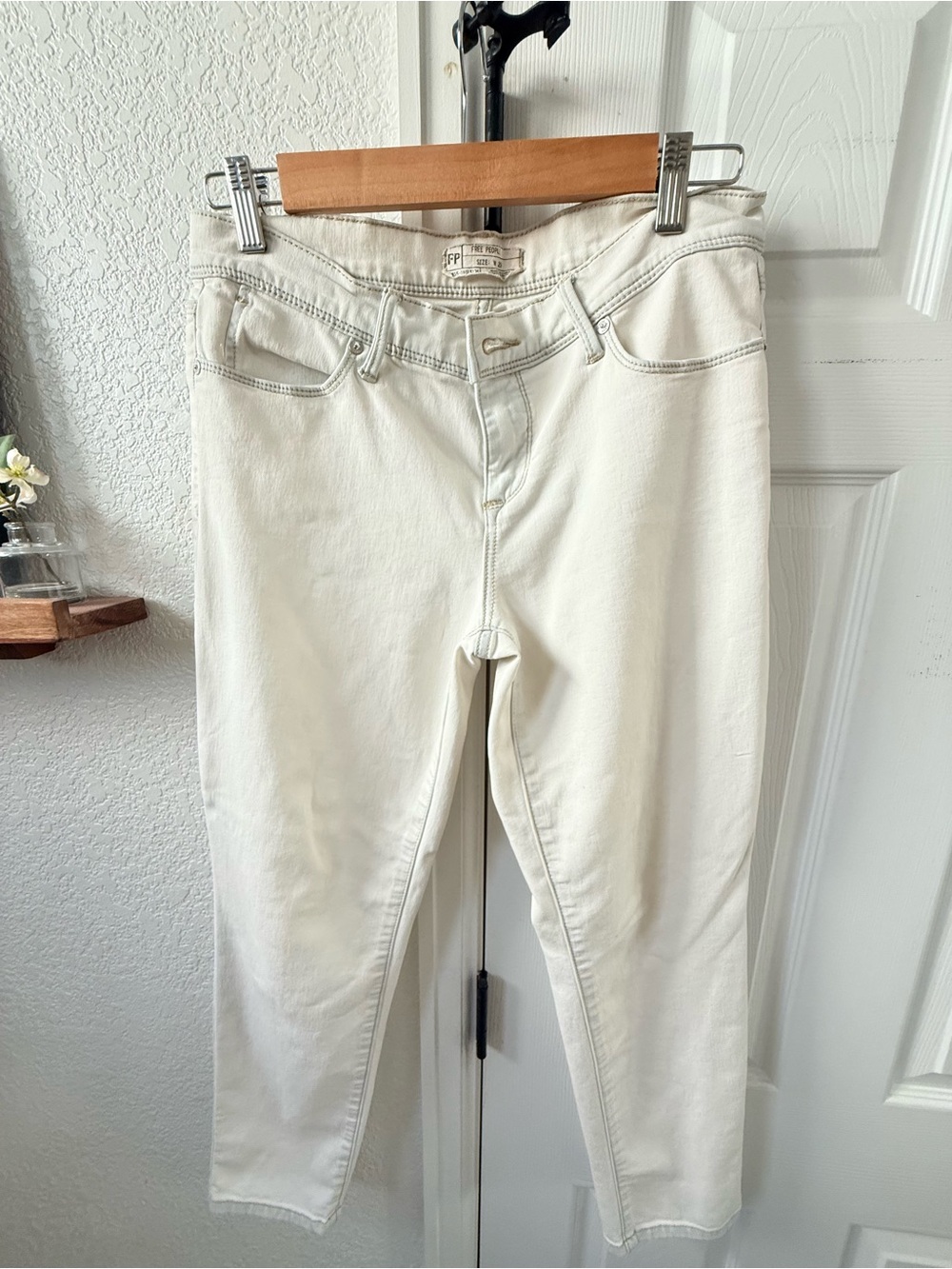 Free People Whitewashed Jeans